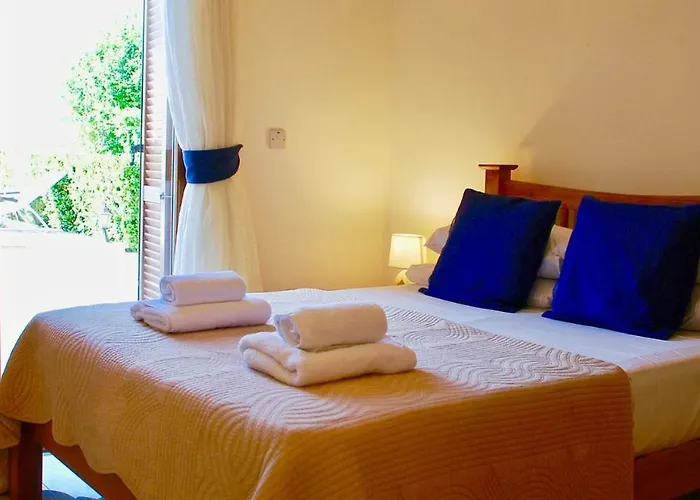 4 Bedroom Kourion With Private Pool, Aphrodite Hills * 库克里亚