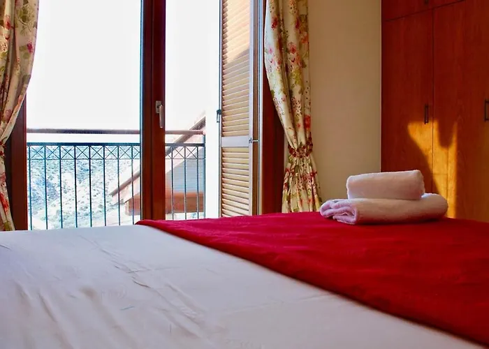 别墅 4 Bedroom Kourion With Private Pool, Aphrodite Hills 库克里亚