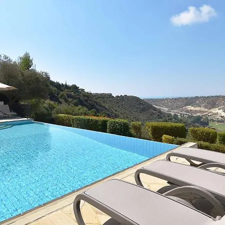 Villa 4 Bedroom Kourion With Private Pool, Aphrodite Hills Kúklia