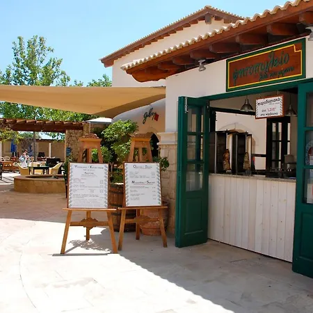 4 Bedroom Kourion With Private Pool, Aphrodite Hills Villa *