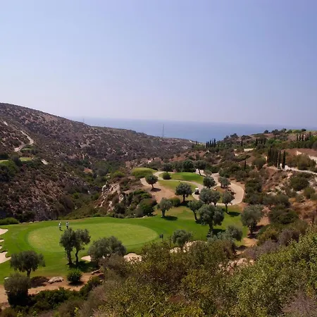 4 Bedroom Kourion With Private Pool, Aphrodite Hills Kouklia