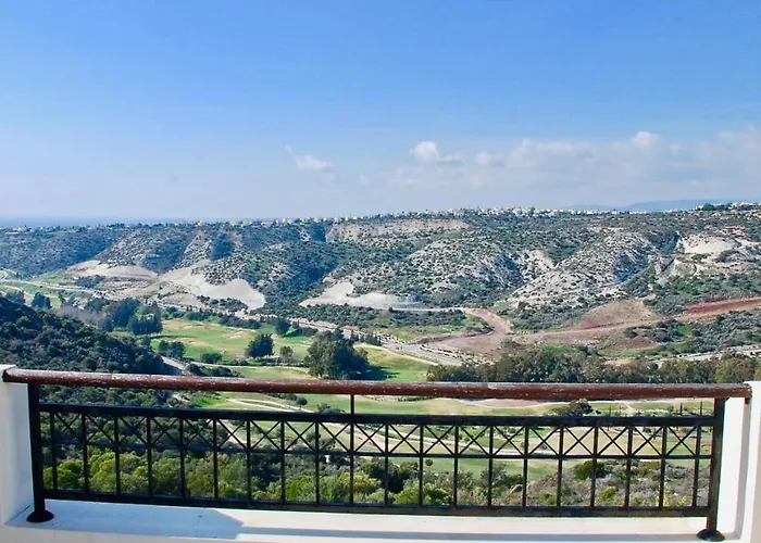 4 Bedroom Kourion With Private Pool, Aphrodite Hills Kouklia