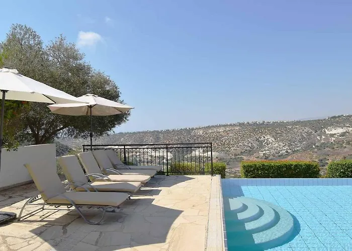 Villa 4 Bedroom Kourion With Private Pool, Aphrodite Hills Kouklia