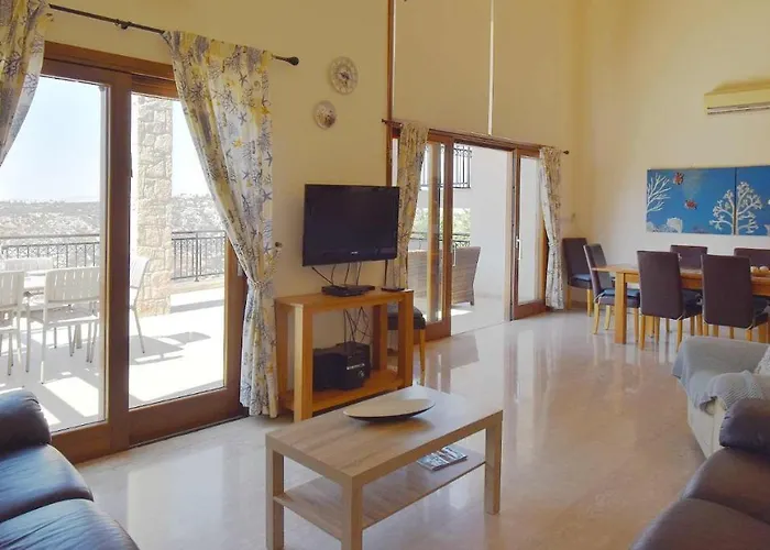 4 Bedroom Kourion With Private Pool, Aphrodite Hills